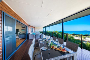 Nautilus on Nara - Spacious Airlie Beach Holiday Home with Ocean Views